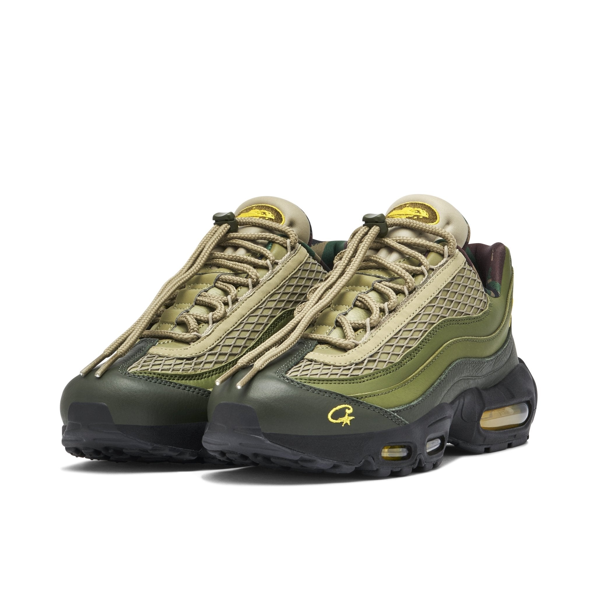 tênis masculino, tênis esportivo, tênis verde militar, tênis bege, tênis robusto, tênis casual, tênis para caminhada, tênis confortável, tênis estiloso, tênis masculino moderno