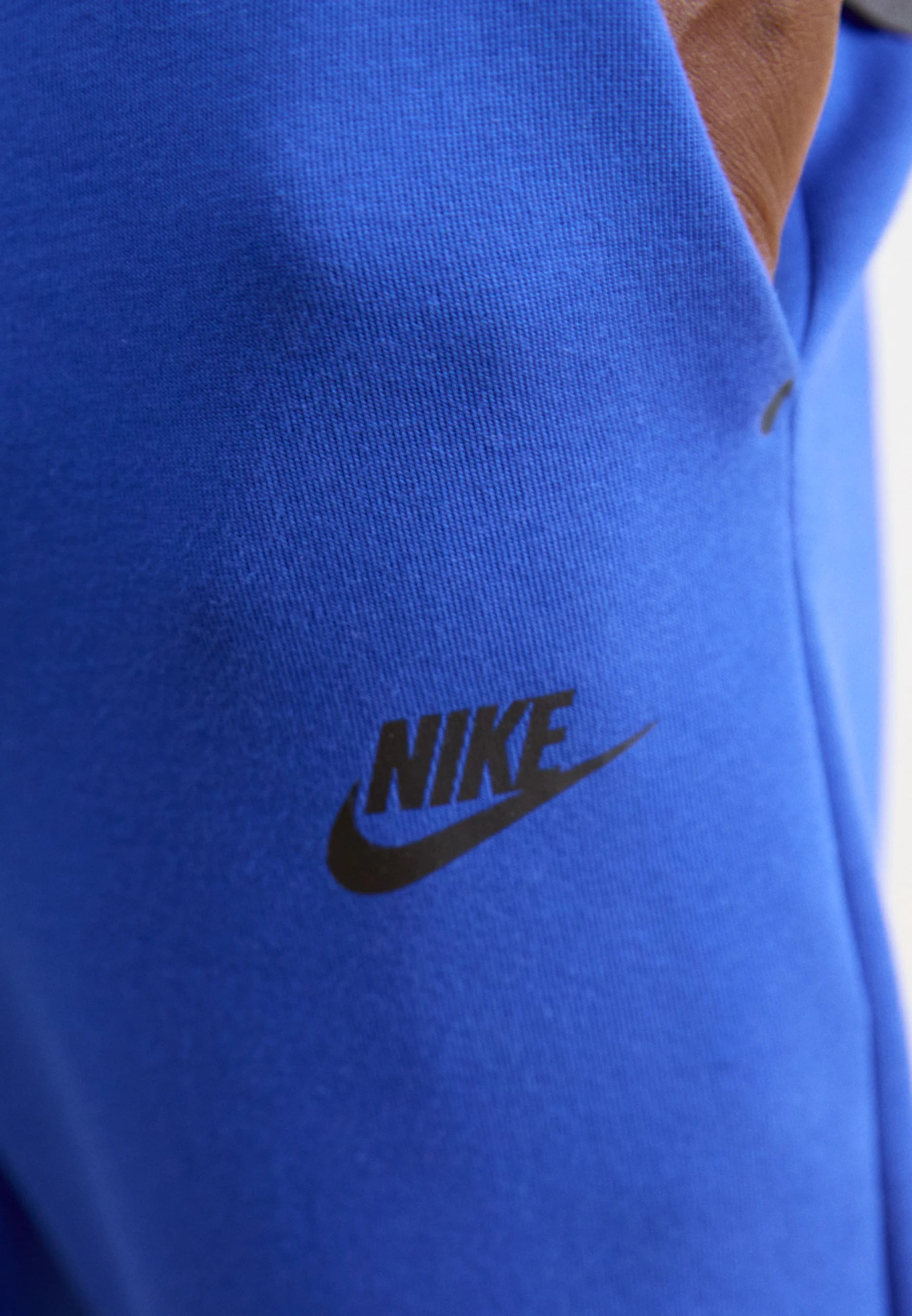 Calça Nike Tech Fleece Windrunner