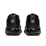 tênis masculino, tênis preto e vermelho, tênis streetwear, tênis casual masculino, tênis confortável, tênis de corrida, tênis para treino, tênis esportivo, tênis urbano, tênis dia a dia