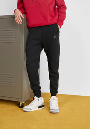 Calça Nike Tech Fleece Windrunner