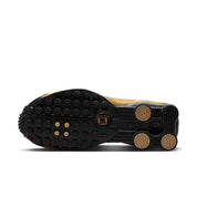Tênis Nike Shox R4 "Black & Metallic Gold"