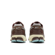 Tênis Nike Zoom Vomero 5 "Earth & Fossil"