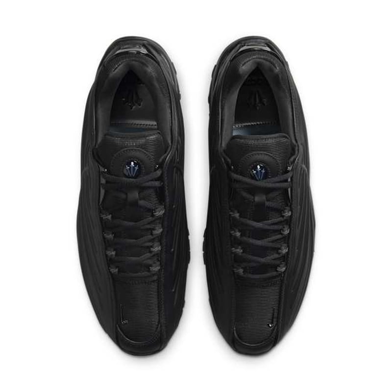 tênis casual preto, tênis urbano preto, tênis estiloso preto, tênis futurista, tênis para dia a dia, tênis design moderno, tênis confortável preto, tênis masculino preto, tênis feminino preto, tênis casual versátil