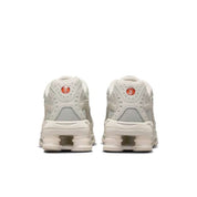 Tênis Nike Shox R2 Supreme “Light Bone & Turf Orange“