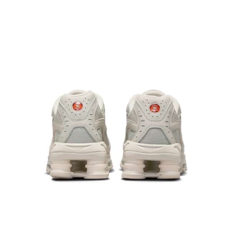 Tênis Nike Shox R2 Supreme “Light Bone & Turf Orange“