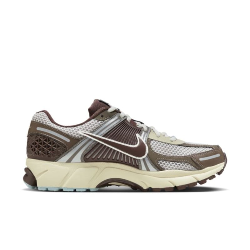 Tênis Nike Zoom Vomero 5 "Earth & Fossil"