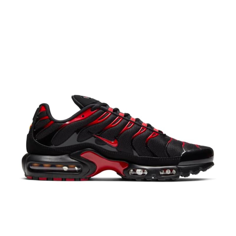 tênis masculino, tênis esportivo, tênis preto e vermelho, tênis para corrida, tênis casual, tênis academia, tênis urbano, tênis confortável, tênis estiloso, tênis para treino