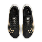 Tênis Nike Zoom Fly 5 "Black & Metallic Gold Grain"