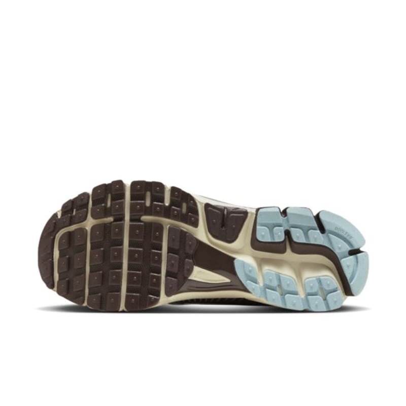 Tênis Nike Zoom Vomero 5 "Earth & Fossil"