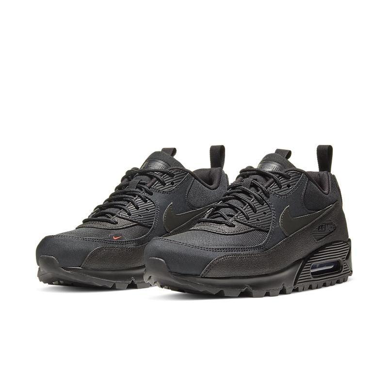 tênis preto casual, tênis urbano masculino, tênis confortável todo preto, tênis resistente para caminhada, tênis lifestyle preto, tênis masculino para o dia a dia, tênis esportivo casual, tênis todo preto moderno, tênis casual com amortecimento, tênis urbano confortável