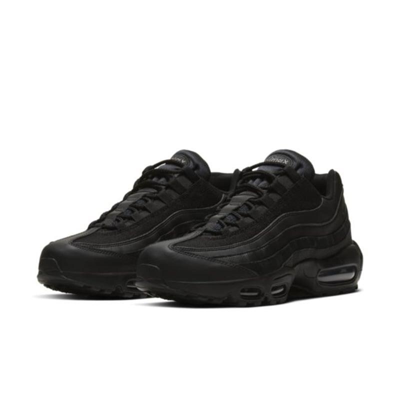 tênis masculino, tênis esportivo, tênis preto total, tênis casual, tênis para academia, tênis confortável, tênis robusto, tênis para caminhada, tênis para corrida, tênis dia a dia