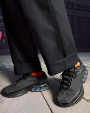Tênis Air Max Dn "Triple Black"