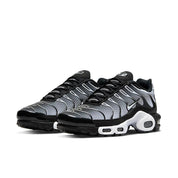 tênis masculino, tênis esportivo, tênis preto e prata, tênis confortável, tênis casual, tênis para corrida, tênis para caminhada, tênis academia, tênis resistente, tênis dia a dia