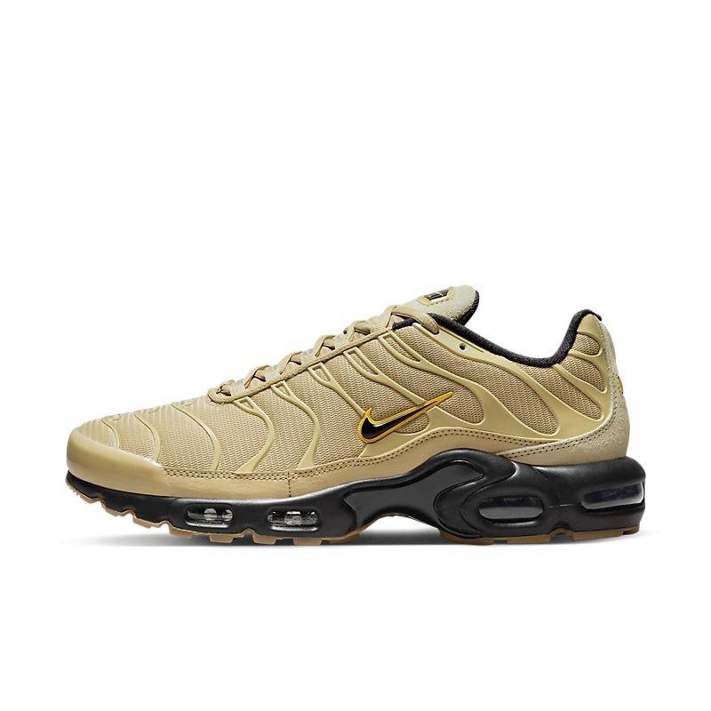 tênis bege casual, tênis urbano masculino, tênis confortável para caminhada, tênis bege e preto, tênis moderno casual, tênis para o dia a dia, tênis estilo streetwear, tênis casual versátil, tênis com amortecimento, tênis neutro masculino