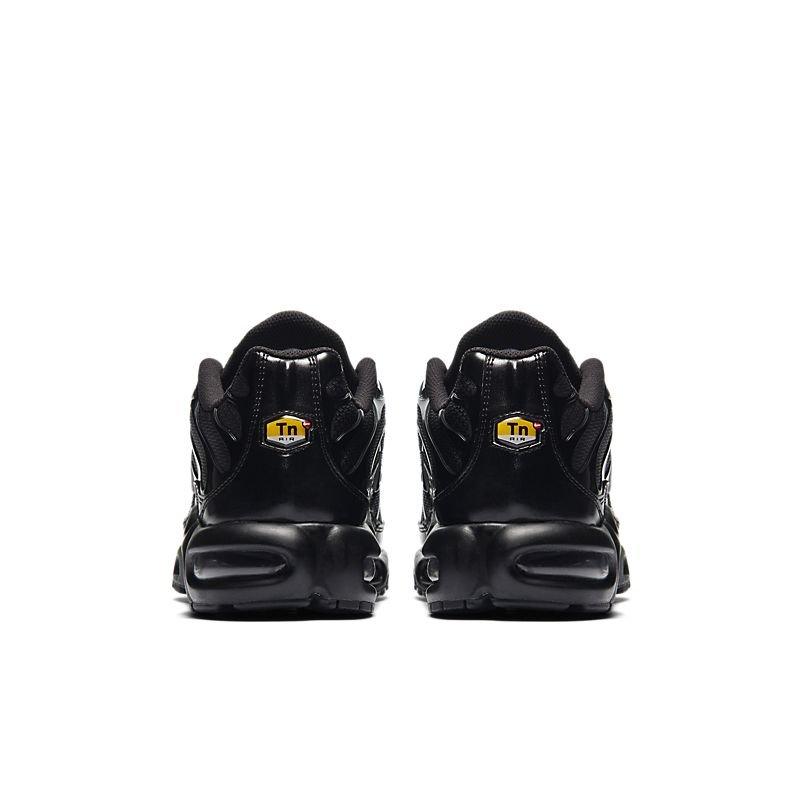 tênis masculino, tênis esportivo, tênis preto, tênis casual, tênis para academia, tênis confortável, tênis para caminhada, tênis para corrida, tênis dia a dia, tênis de amortecimento